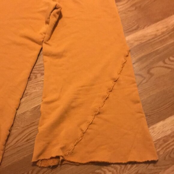 NWT Free People Movement Free Spirit Wide-Legs size Small. - Picture 13 of 16